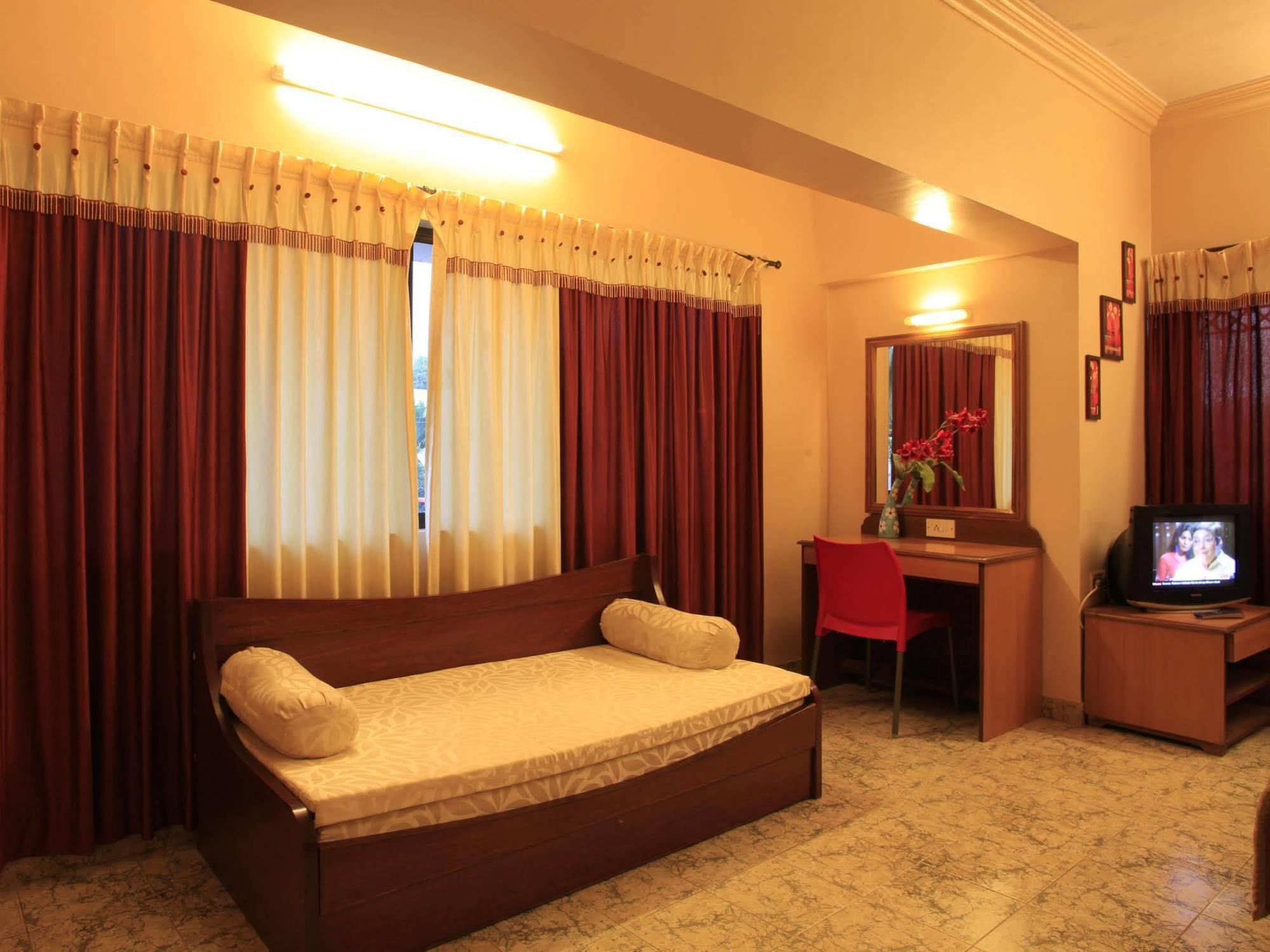 Hotel Sahyadri Alibag Exterior photo